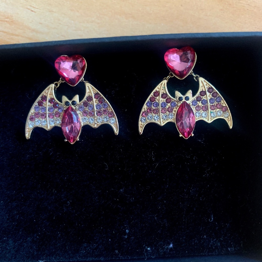 Serra Bat Sparkling Gold Earrings